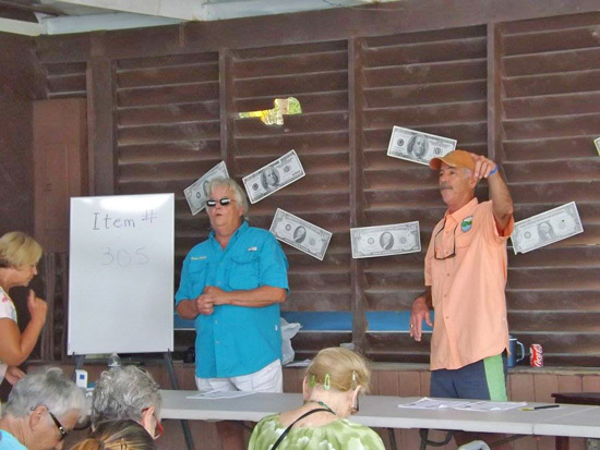 Auction-4.jpg