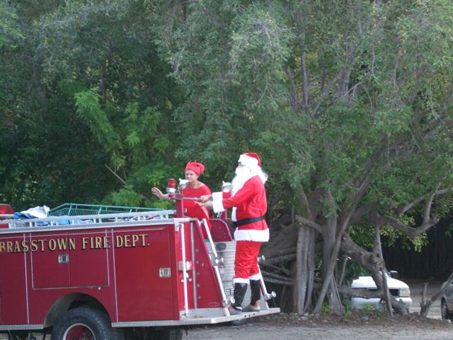 santa4.jpg